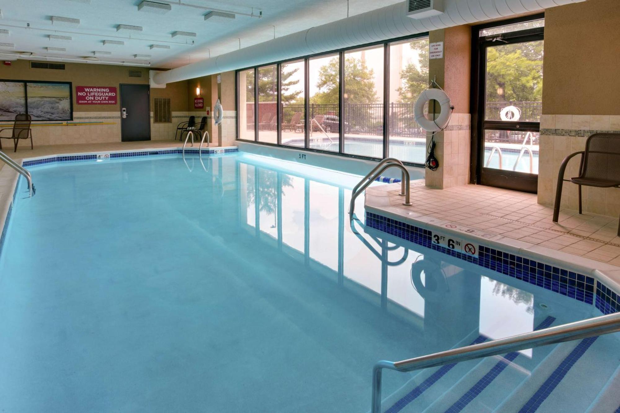 Drury Inn & Suites Nashville Airport ภายนอก รูปภาพ