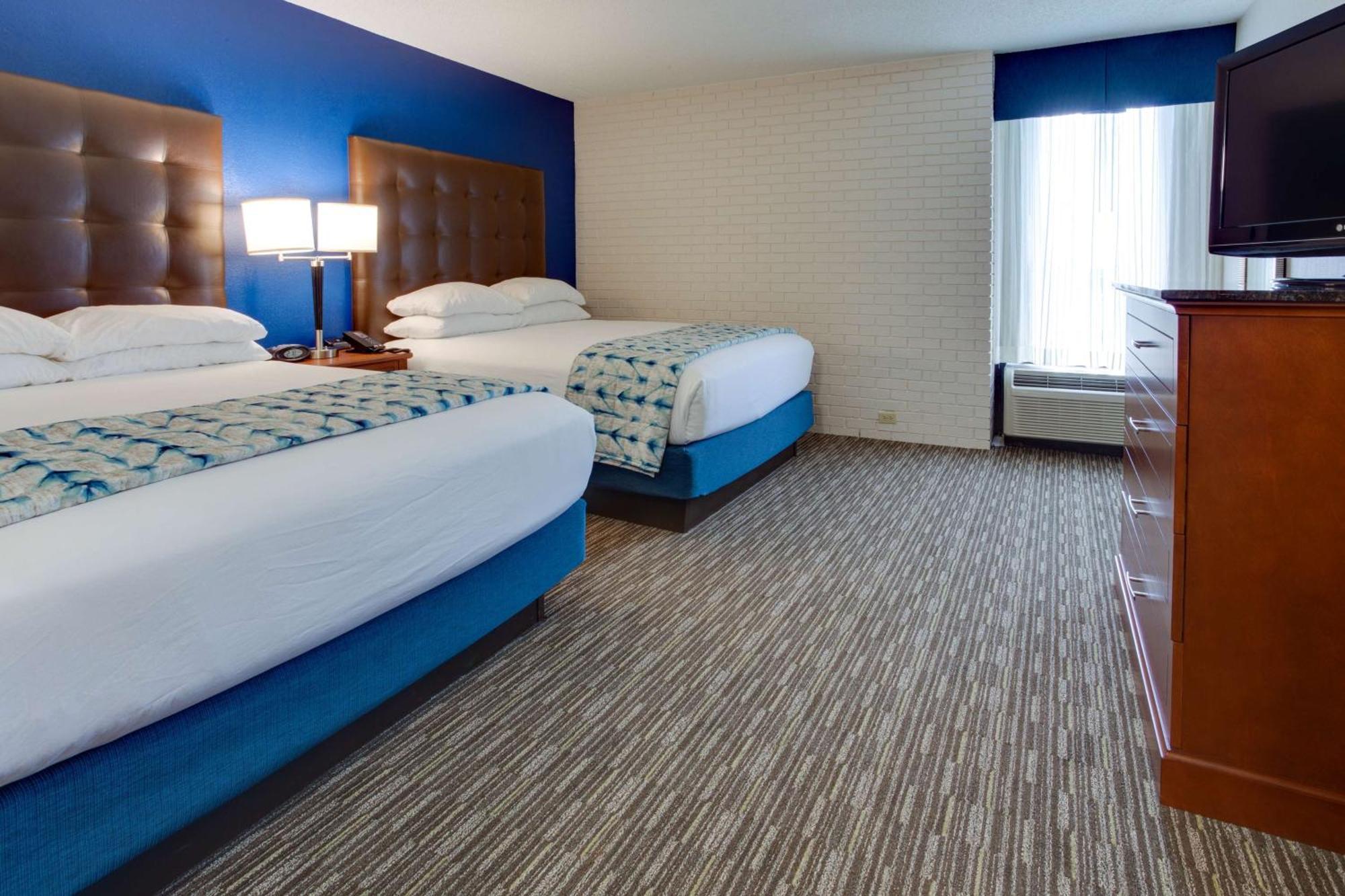 Drury Inn & Suites Nashville Airport ภายนอก รูปภาพ
