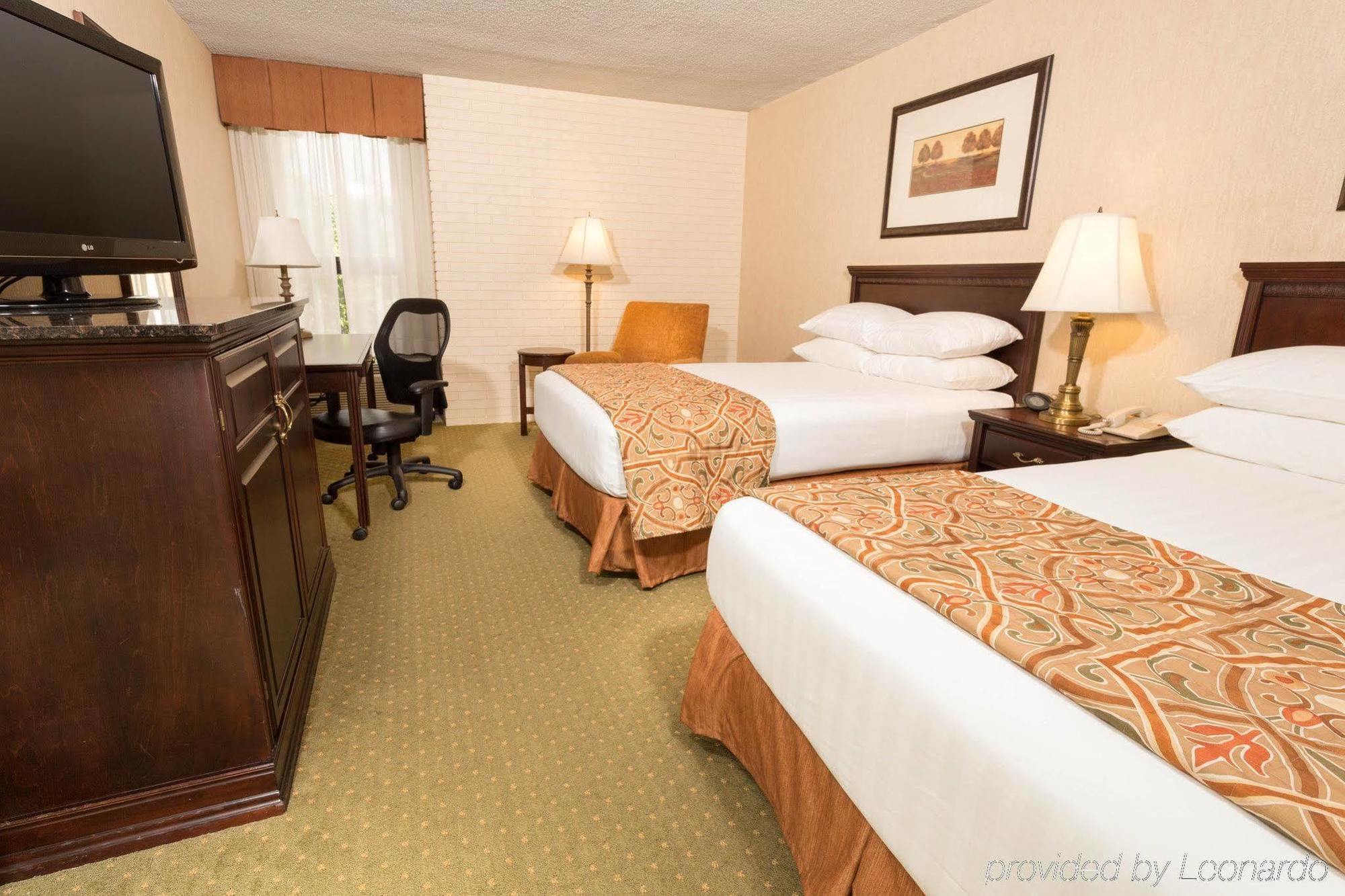 Drury Inn & Suites Nashville Airport ภายนอก รูปภาพ