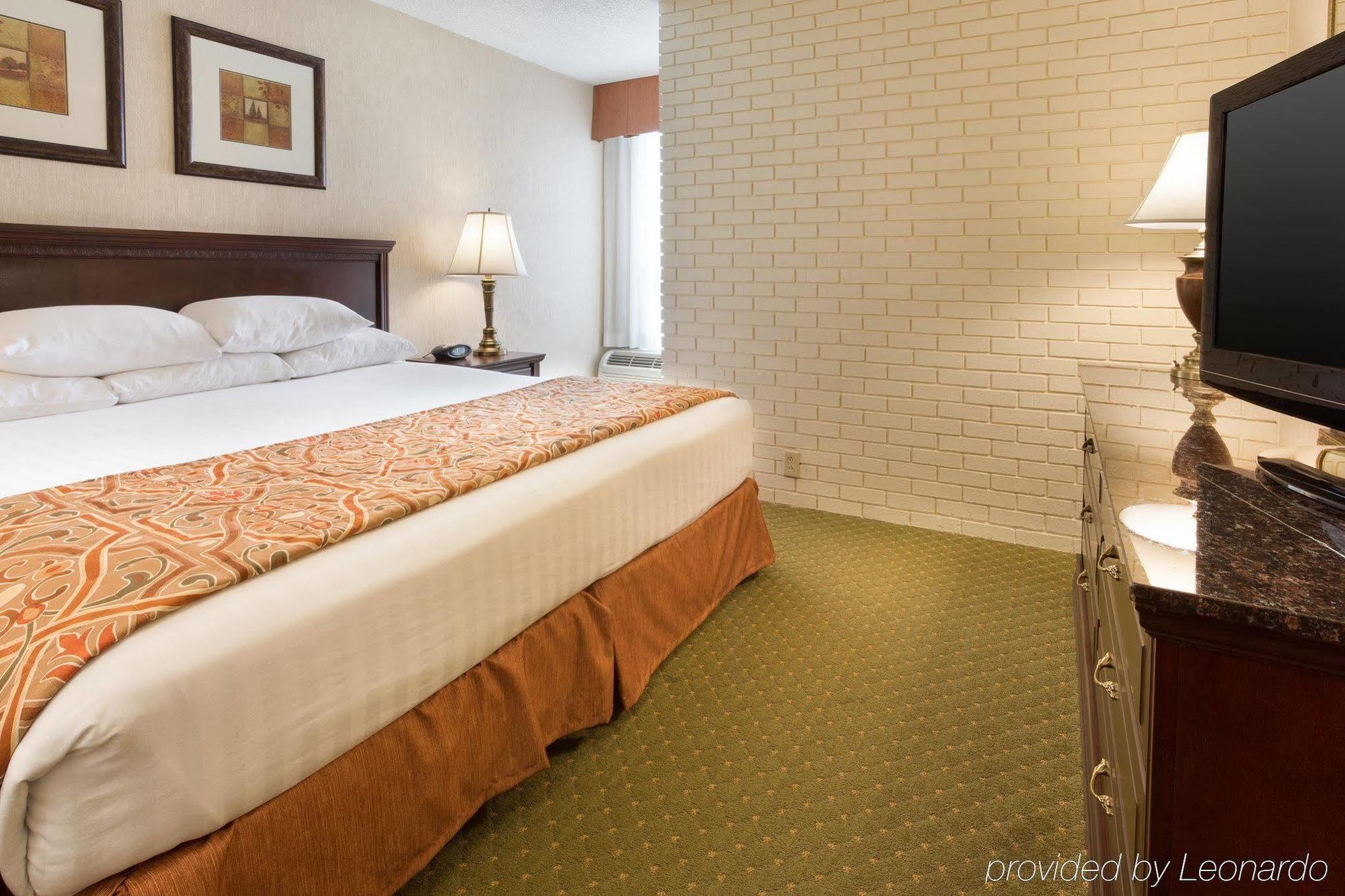 Drury Inn & Suites Nashville Airport ภายนอก รูปภาพ
